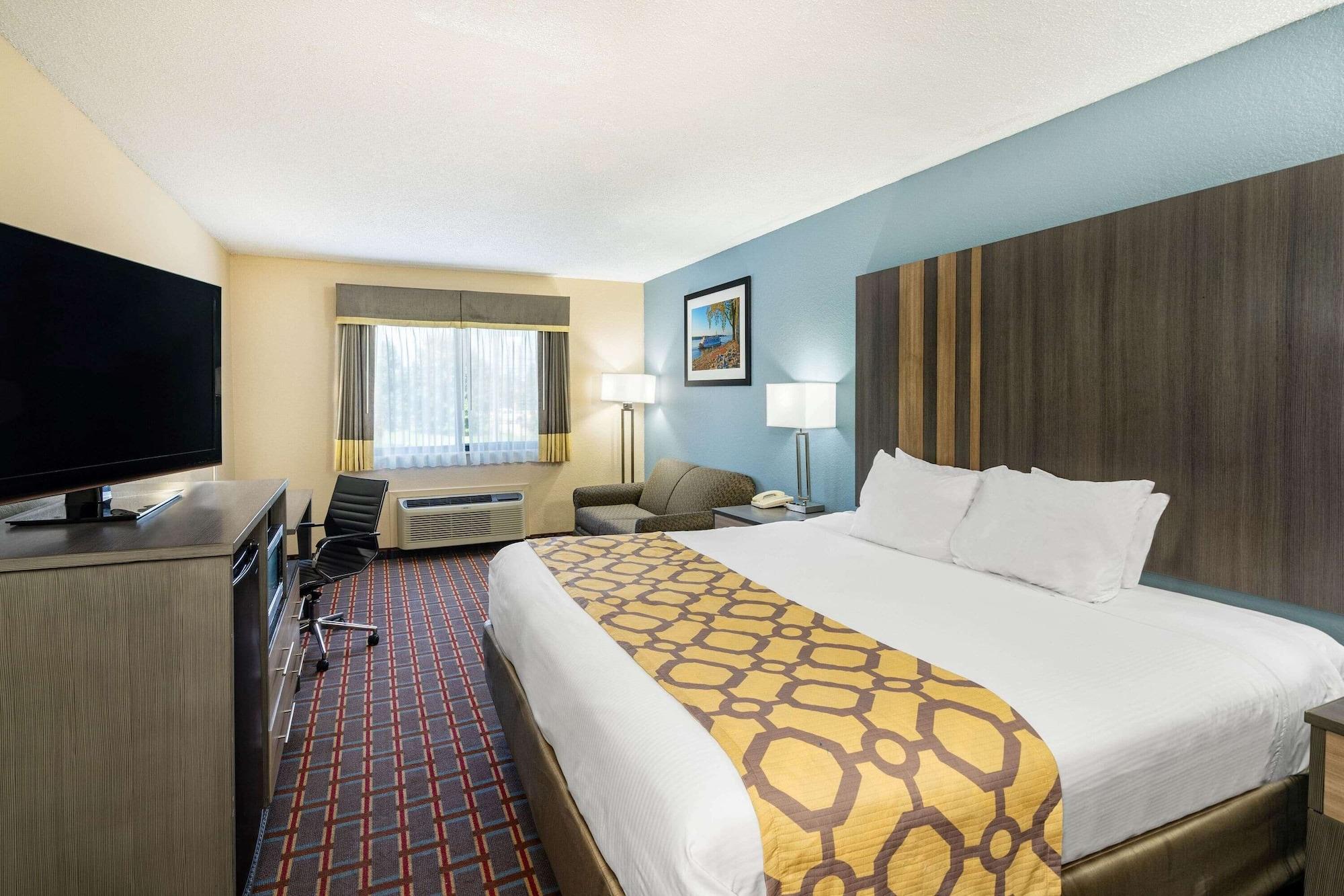 Baymont By Wyndham Motel 3*