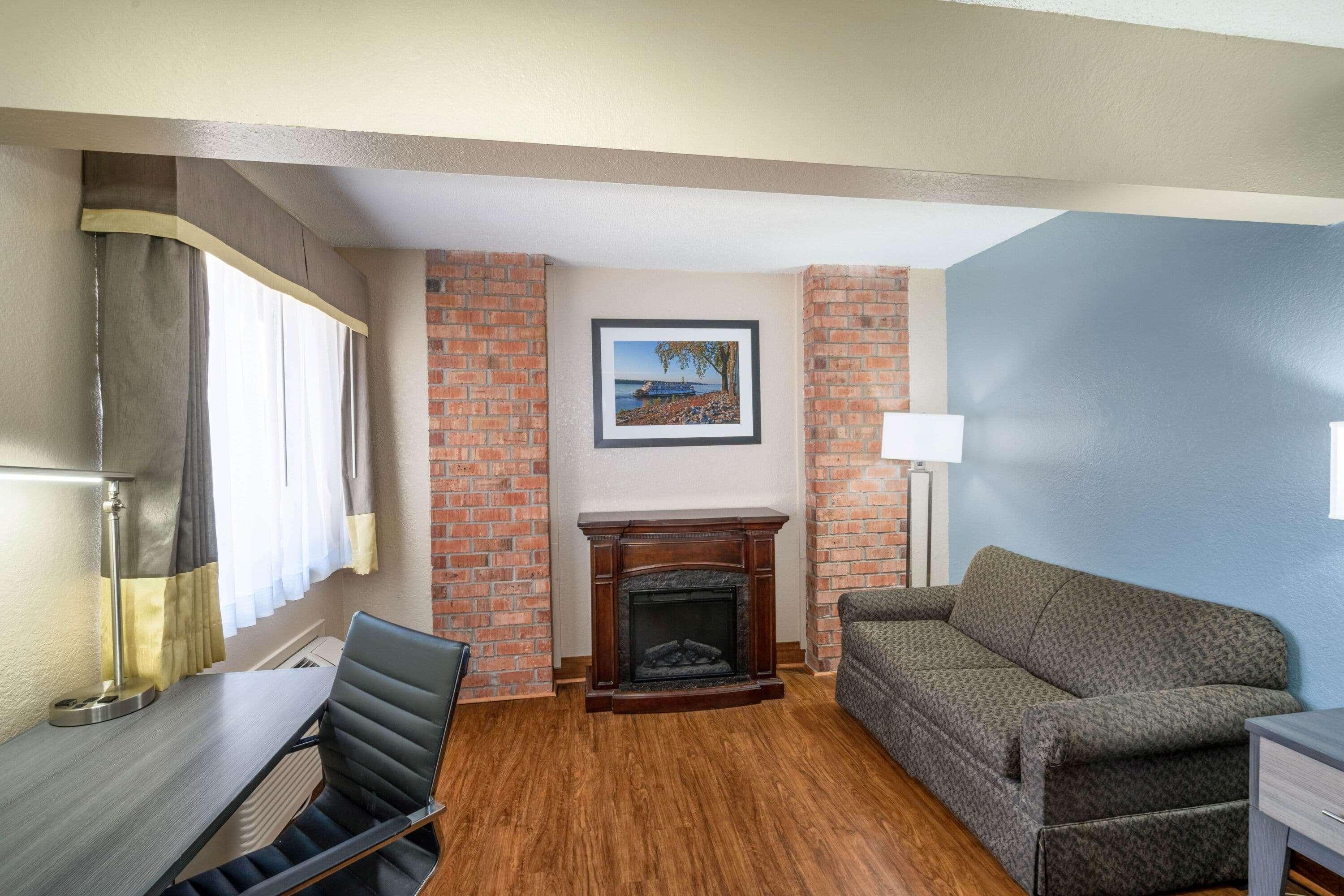 Baymont By Wyndham Tupelo